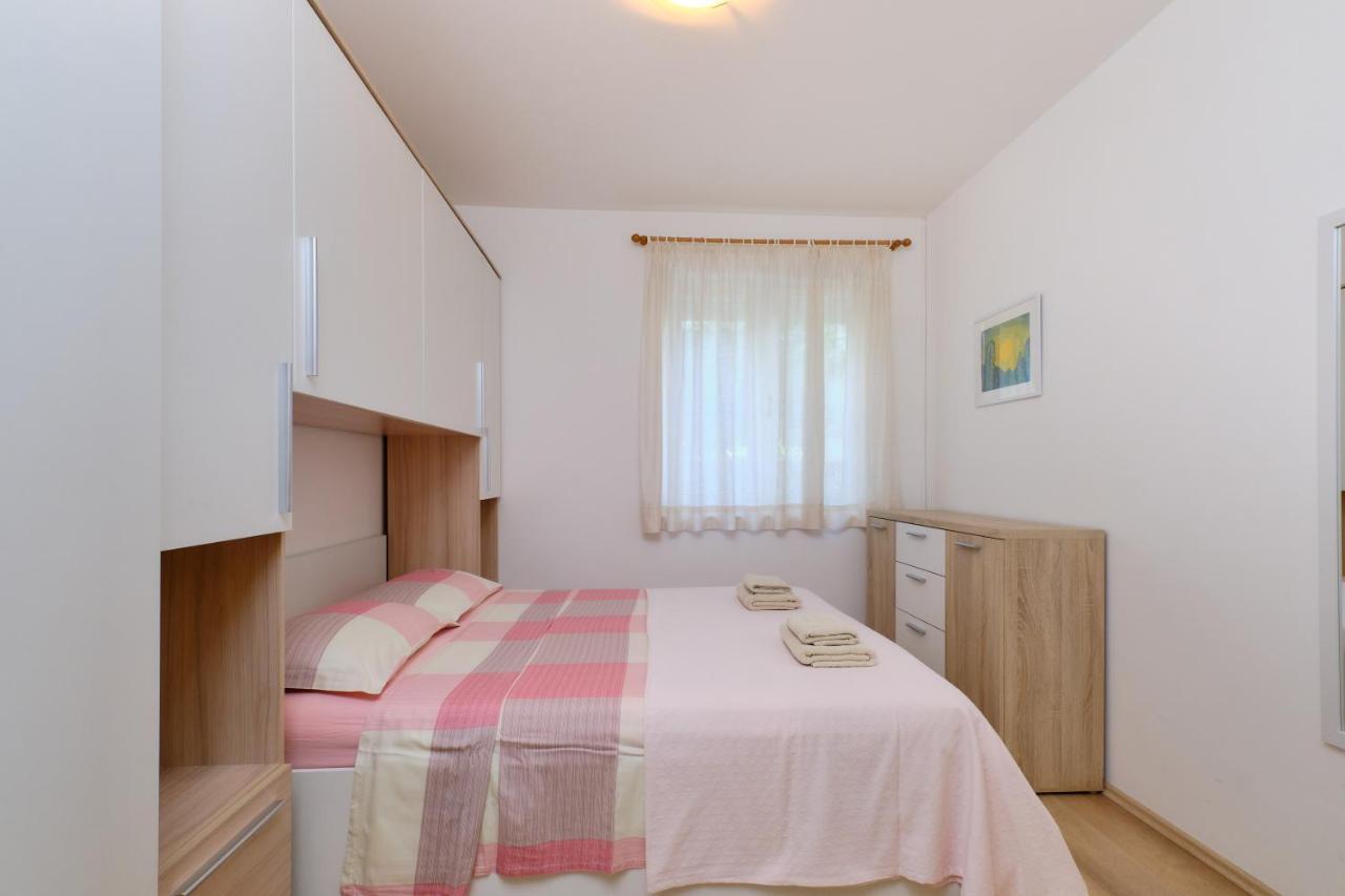 Ksenija 4 Apartma